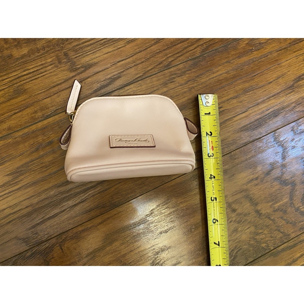 Dooney & Bourke Pink Smooth Pebble Leather Coin Pouch Purse Zipper Excellent - Picture 9 of 9